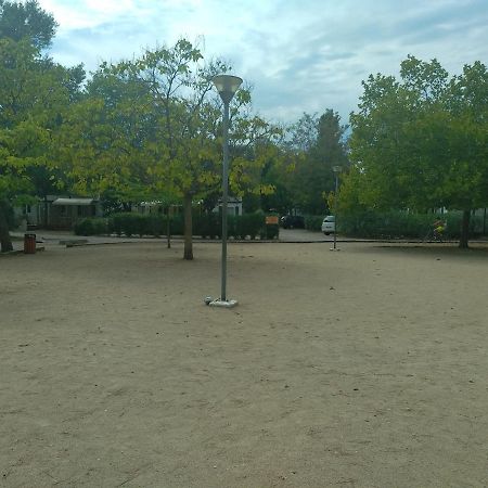 Camping Homair Domaine Des Iscles Mobil-Home Climatise ラ・ロック・ダンテロン エクステリア 写真